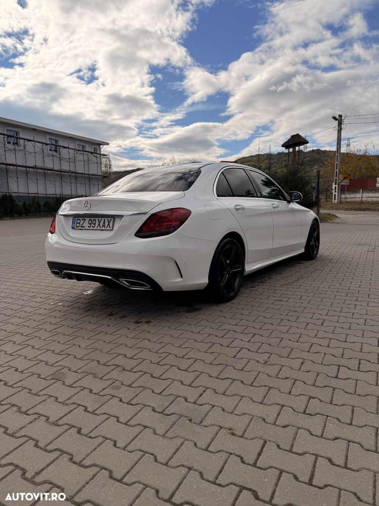 Mercedes-Benz C - 5
