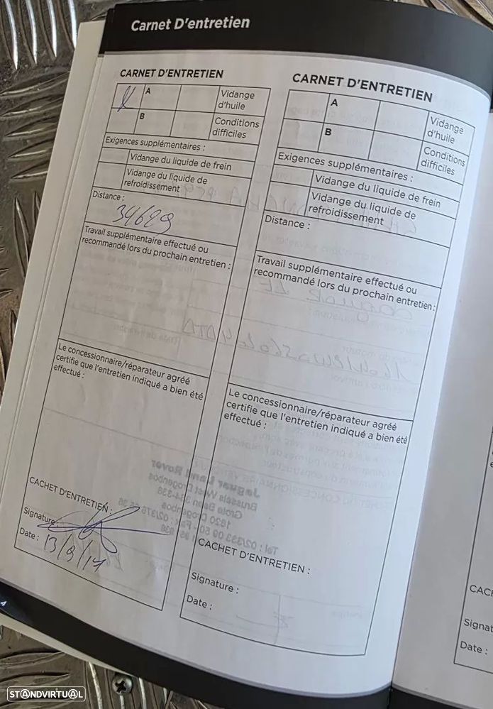 Jaguar XE 2.0 D R-Sport - 53