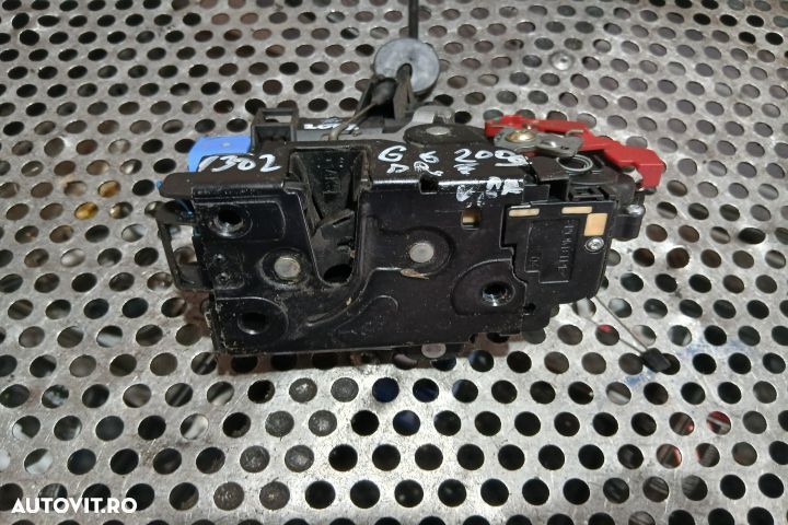 Broasca usa fata dreapta 3D1837016AC 3D1837016AC Volkswagen VW Golf 6 - 1