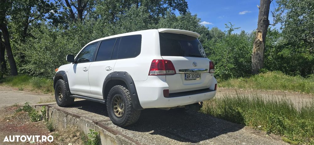 Toyota Land Cruiser V8 4.5 Aut Luxury - 10