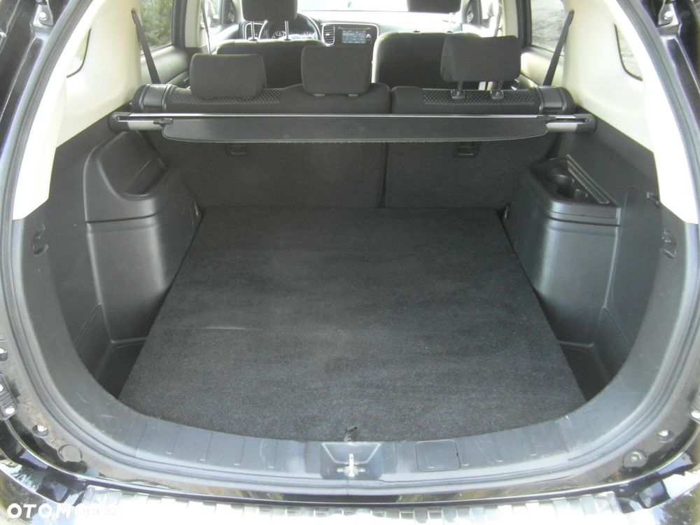 Mitsubishi Outlander 2.0 2WD Diamant Edition - 7