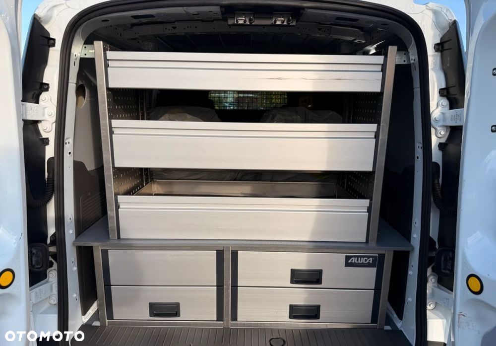 Ford Transit Connect - 21