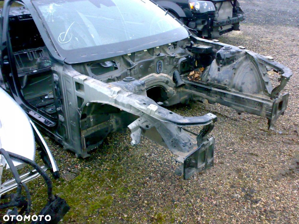 genesis g70 2017 2021 ćwiartka przednia przód fartuch podłużnica słupek - 2