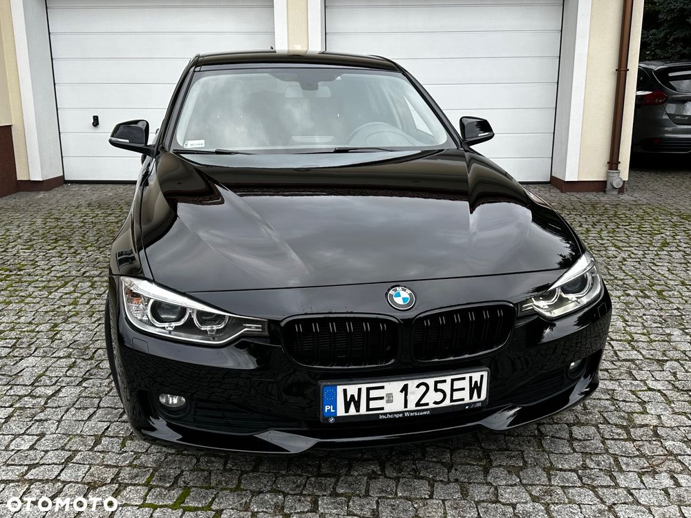 BMW Seria 3 320d - 16