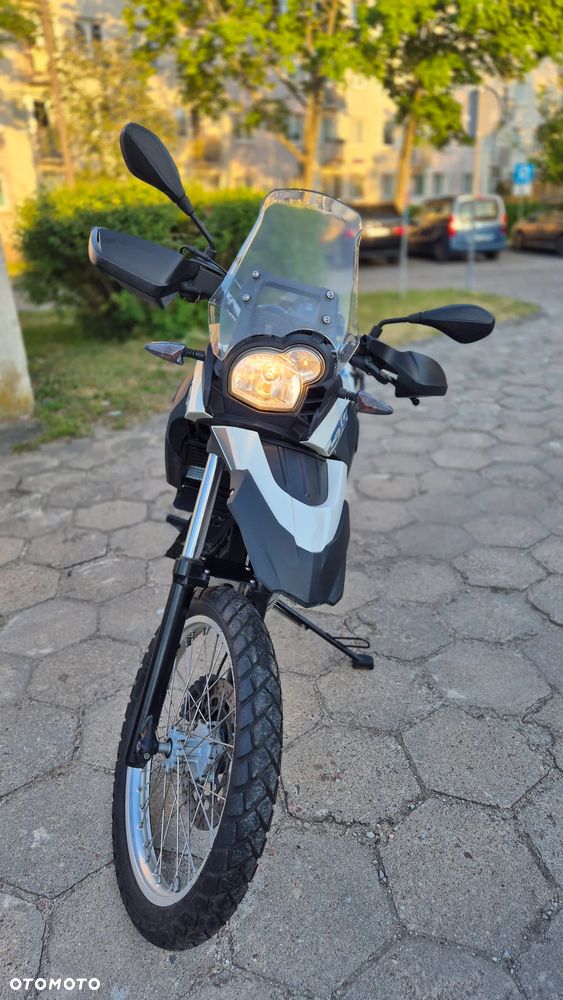 BMW G - 7