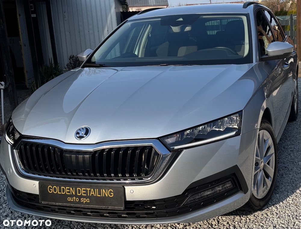 Skoda Octavia 1.5 TSI e-Tec Ambition DSG - 2