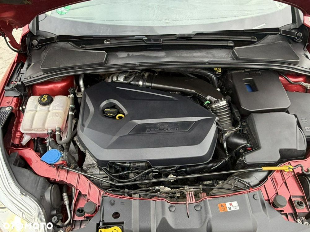 Ford Focus 1.6 EcoBoost Titanium - 18