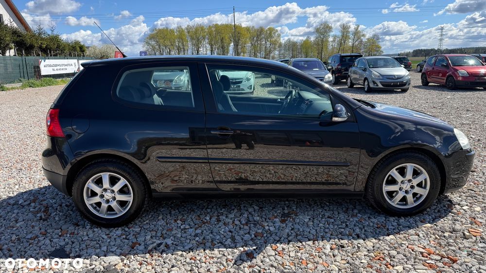 Volkswagen Golf 1.6 Comfortline - 5