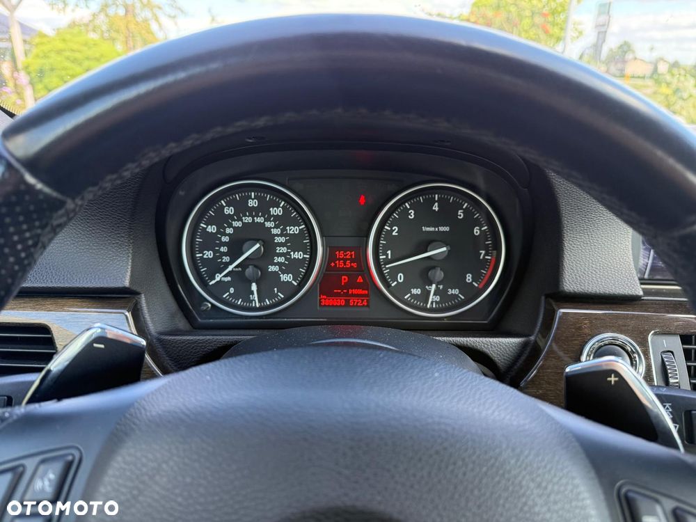 BMW Seria 3 335i xDrive M Sport Edition - 26