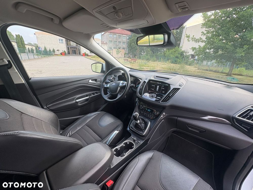 Ford Kuga 2.0 TDCi 4WD Titanium - 20