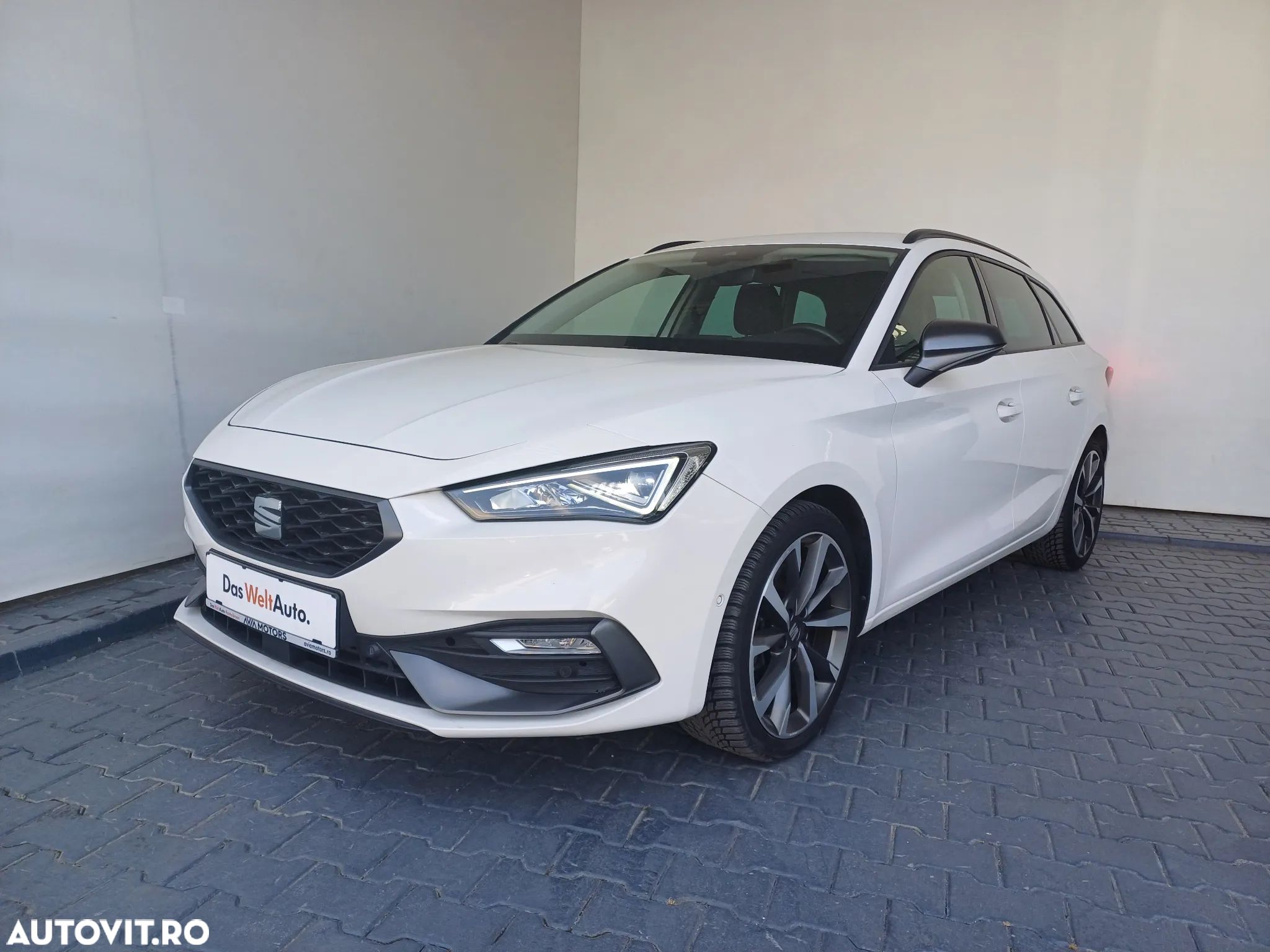 Seat Leon ST 2.0 TDI Start&Stop DSG FR - 1