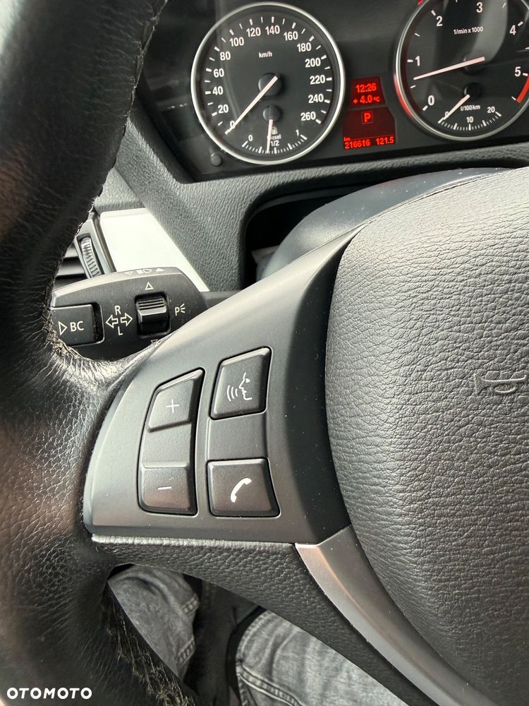 BMW X5 xDrive30d - 33