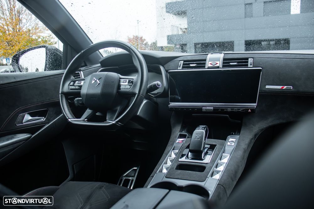 DS DS7 Crossback E-Tense Performance Line EAT8 - 6