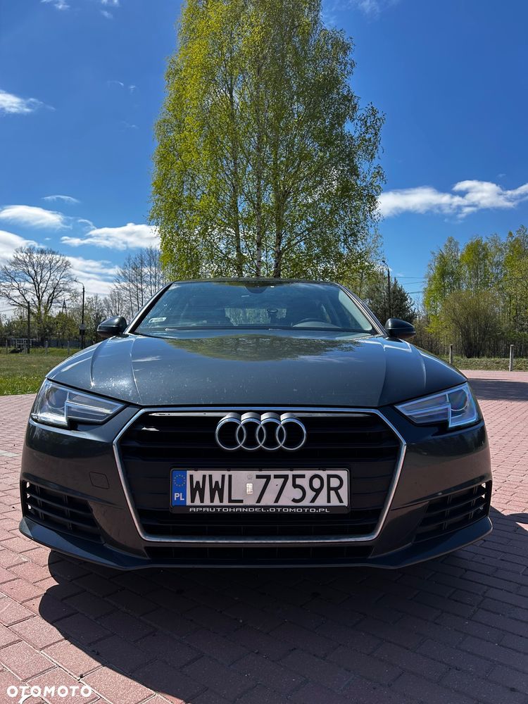 Audi A4 Limousine 2.0 TDI - 1