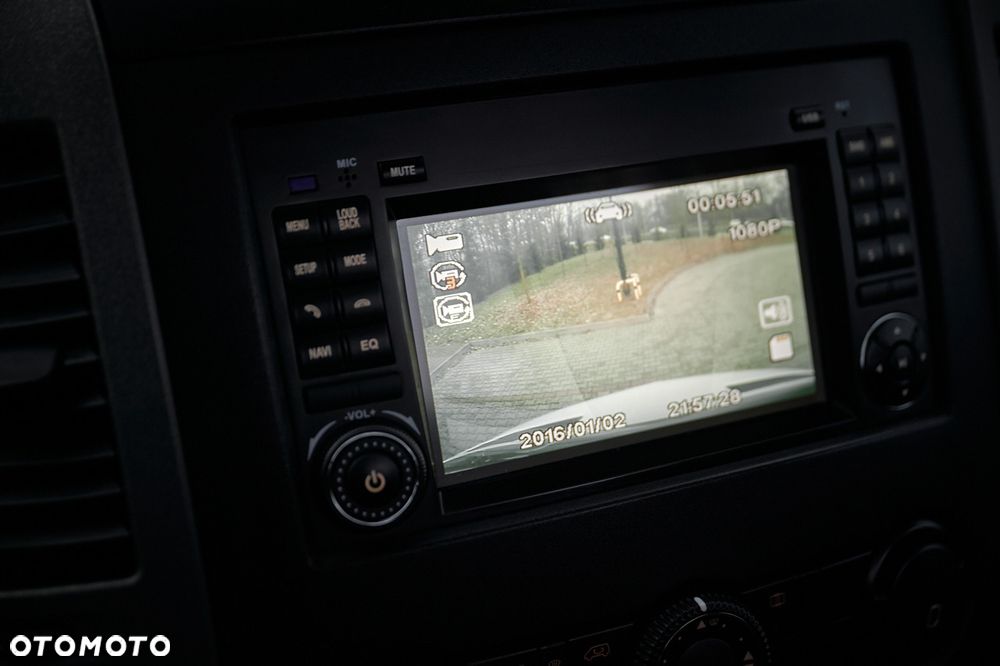 Mercedes-Benz SPRINTER - 38