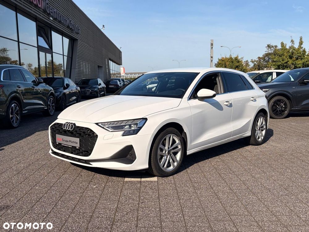 Audi A3 Sportback - 13