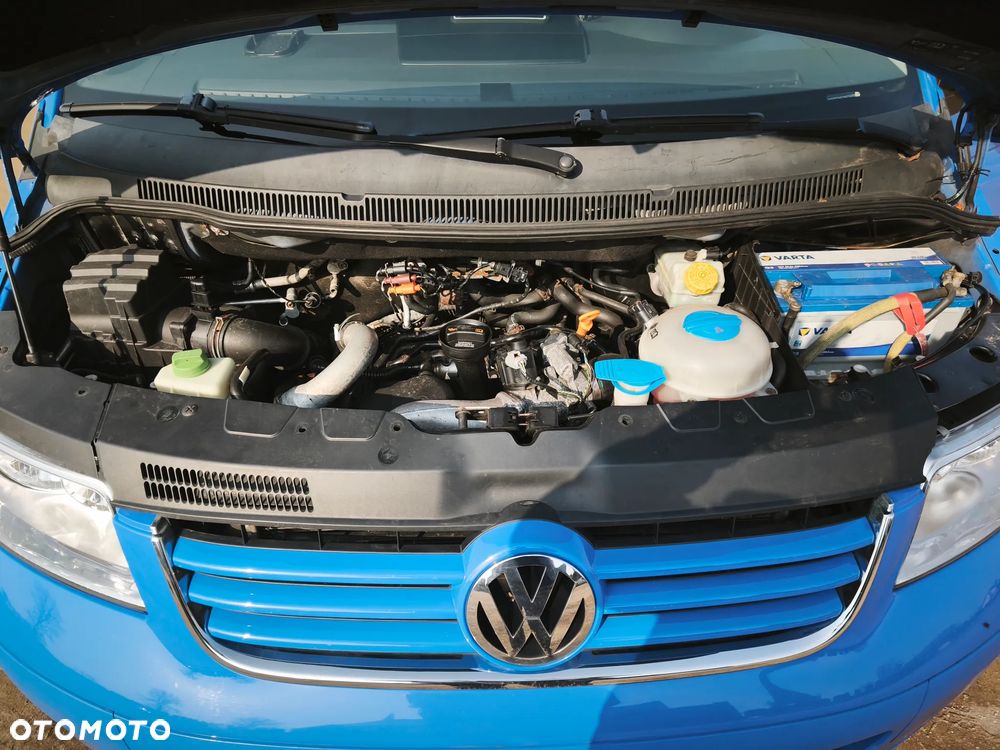 Volkswagen Multivan Standard - 18