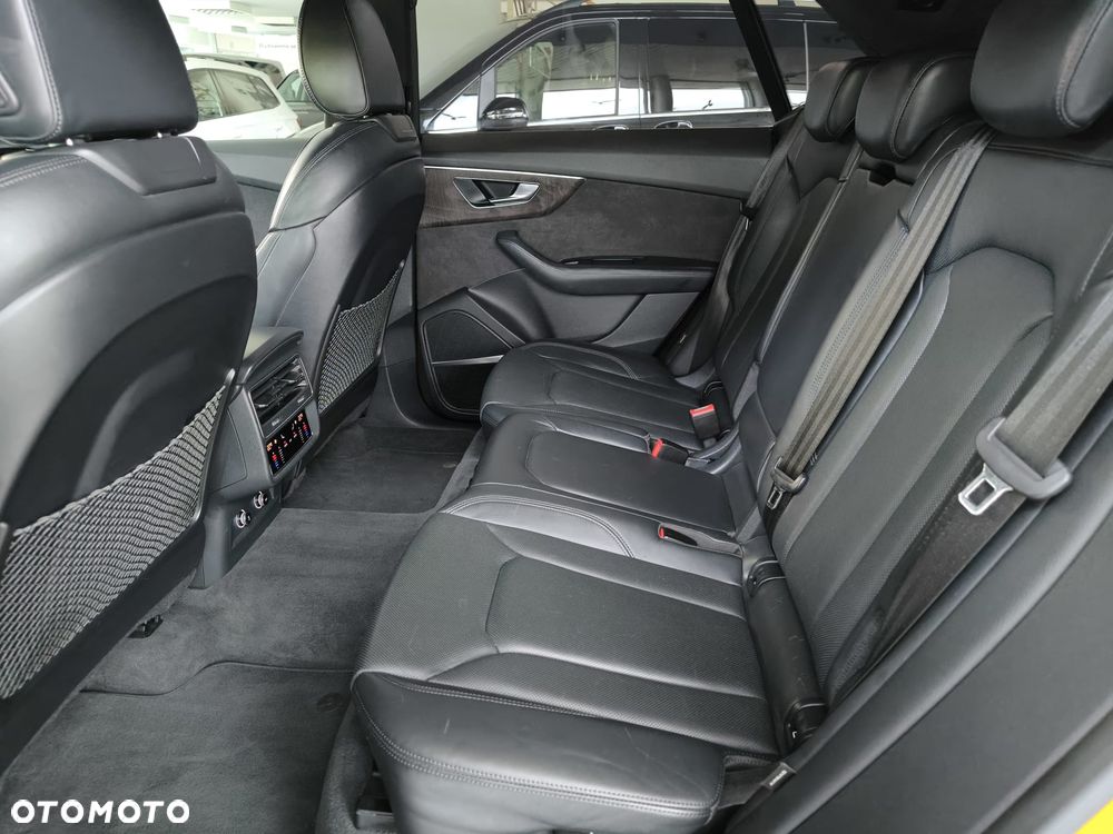 Audi Q8 50 TDI mHEV Quattro Tiptronic - 31