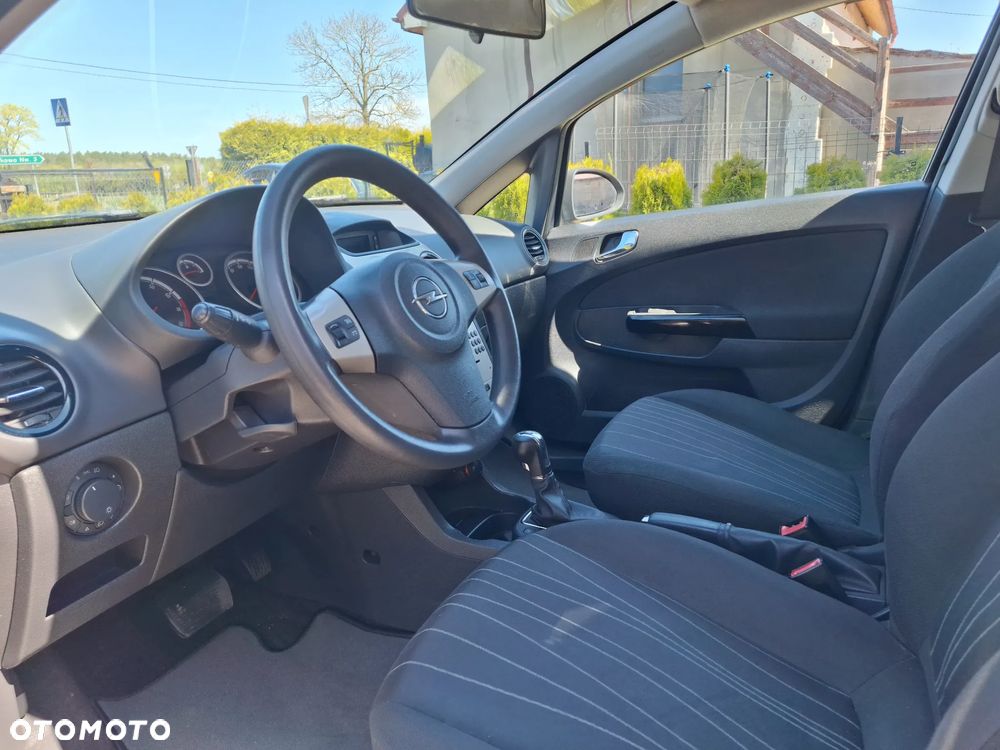 Opel Corsa - 12