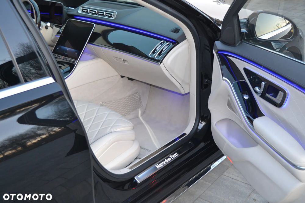 Mercedes-Benz Klasa S 500 4-Matic L 9G-TRONIC - 17