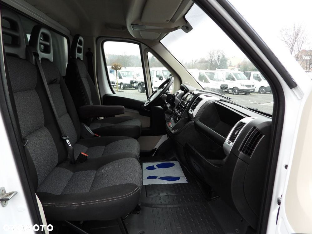 Fiat DUCATO KONTENER WINDA 8 PALET TEMPOMAT NAWIGACJA LEDY KLIMATYZACJA  130KM - 36