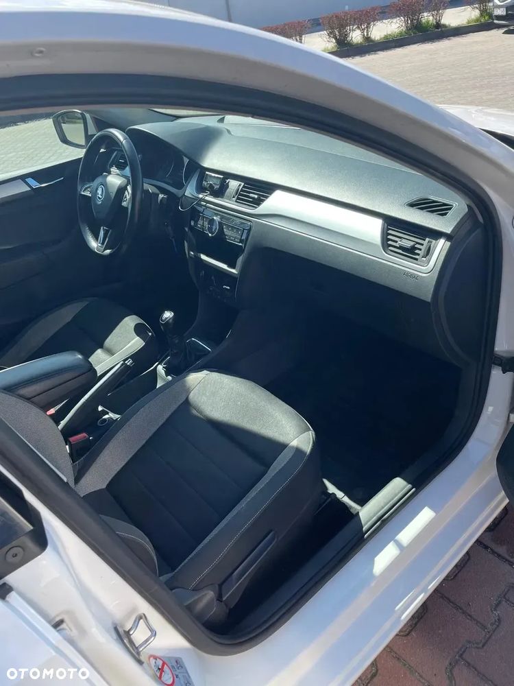 Skoda RAPID - 6