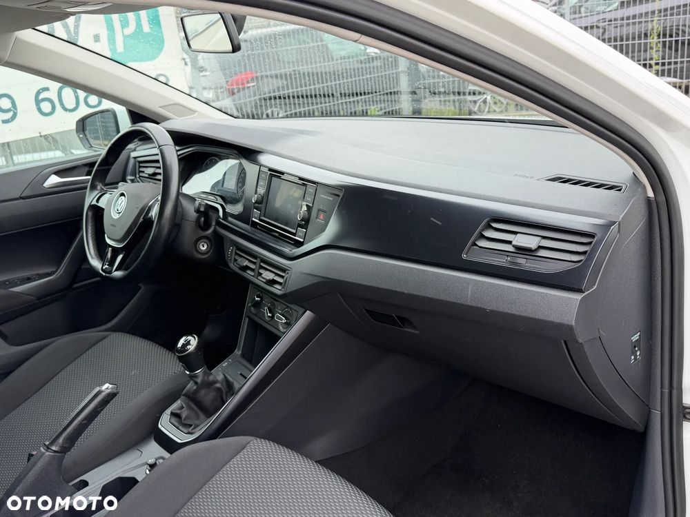 Volkswagen Polo - 15