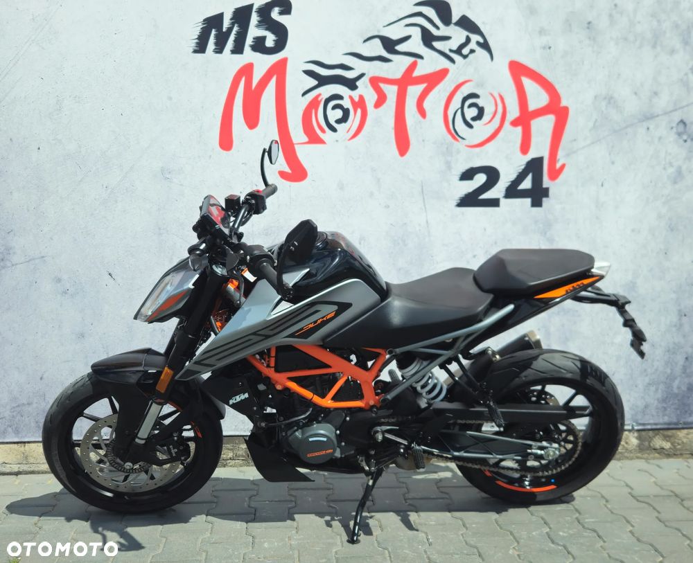 KTM Duke - 4