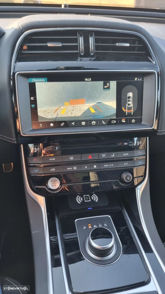 Jaguar XE 20d AWD Aut. R-Sport - 14