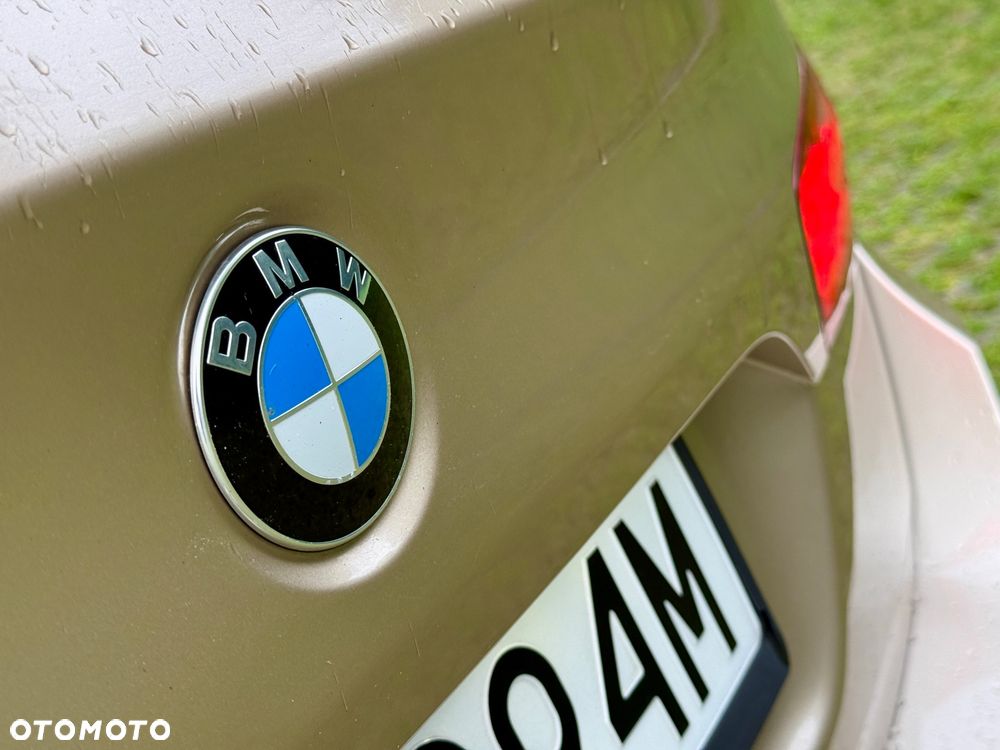 BMW Seria 5 520d xDrive - 11