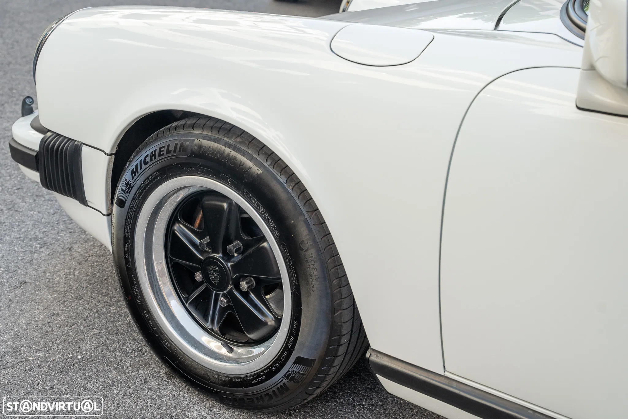 Porsche 911 Série G - 4