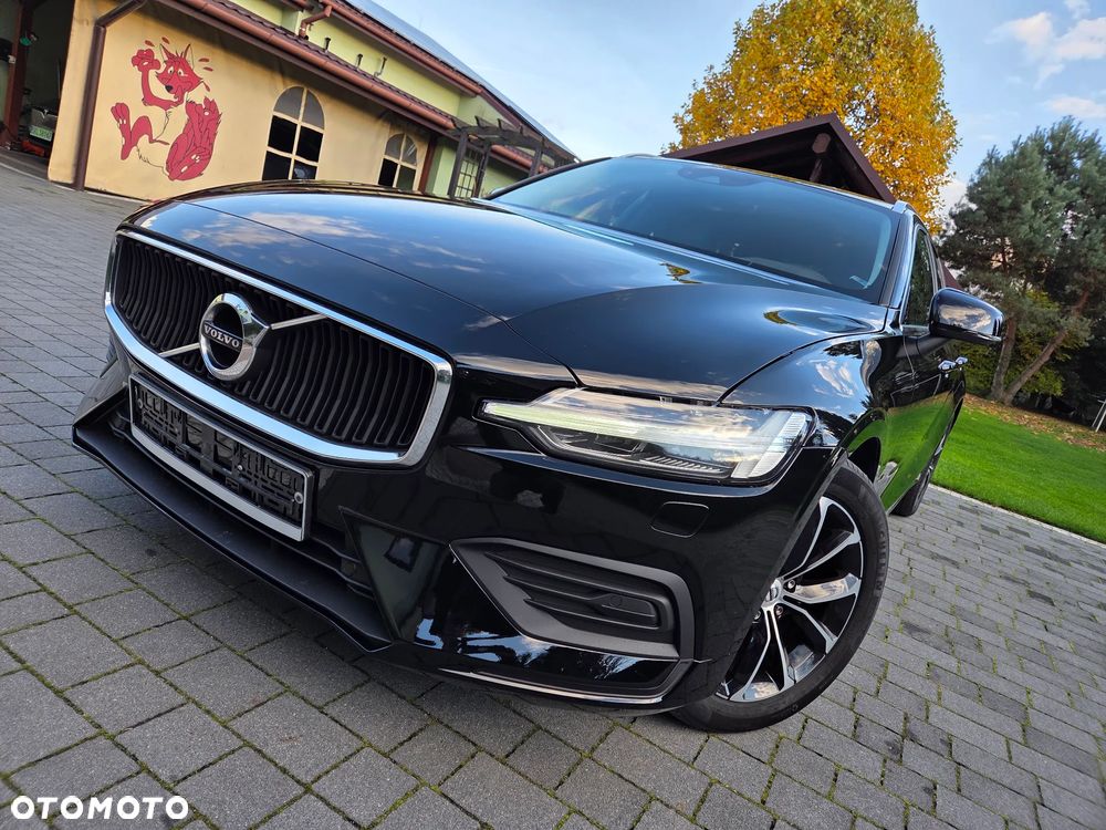 Volvo V60 D4 Geartronic Momentum Pro - 1