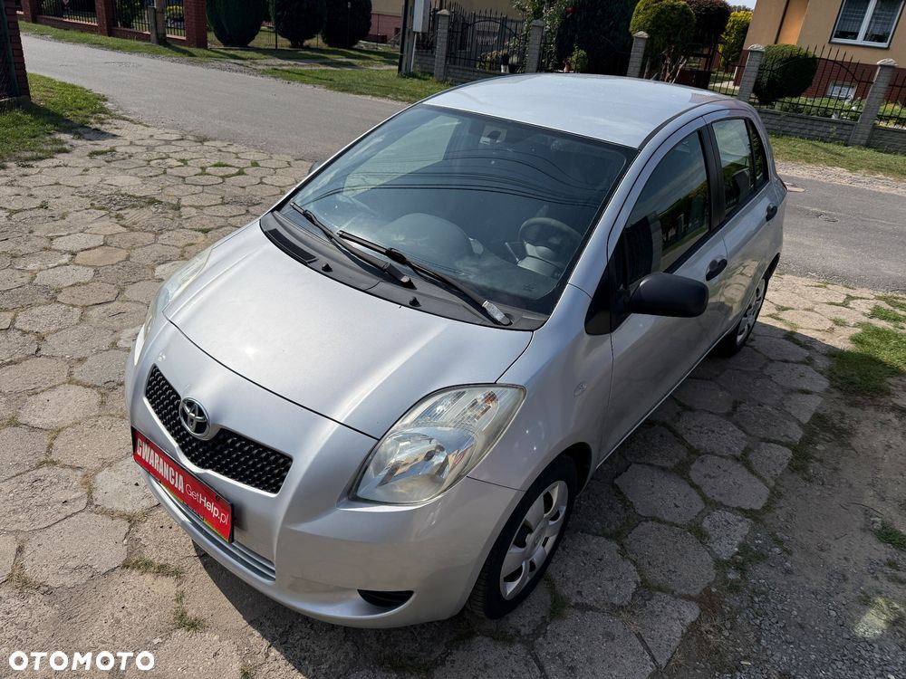 Toyota Yaris - 14