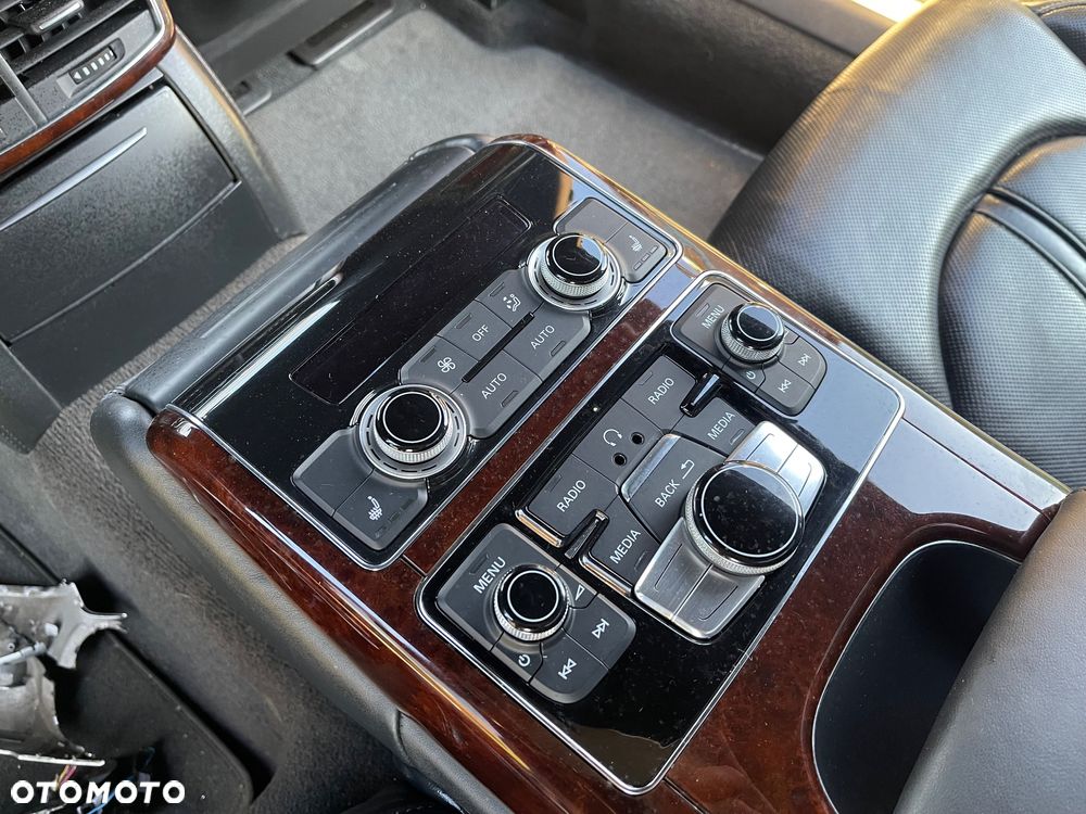 Audi A8 4.2 TDI L Quattro - 36