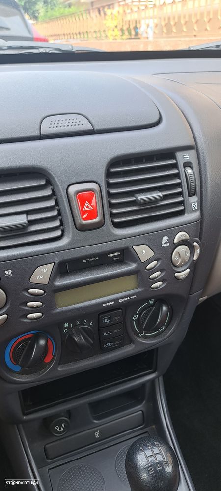 Nissan Almera - 4