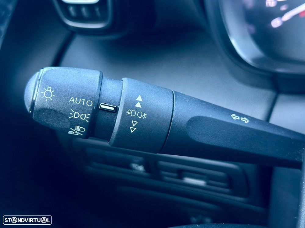 Citroën C3 Aircross 1.2 PureTech C-Series - 17