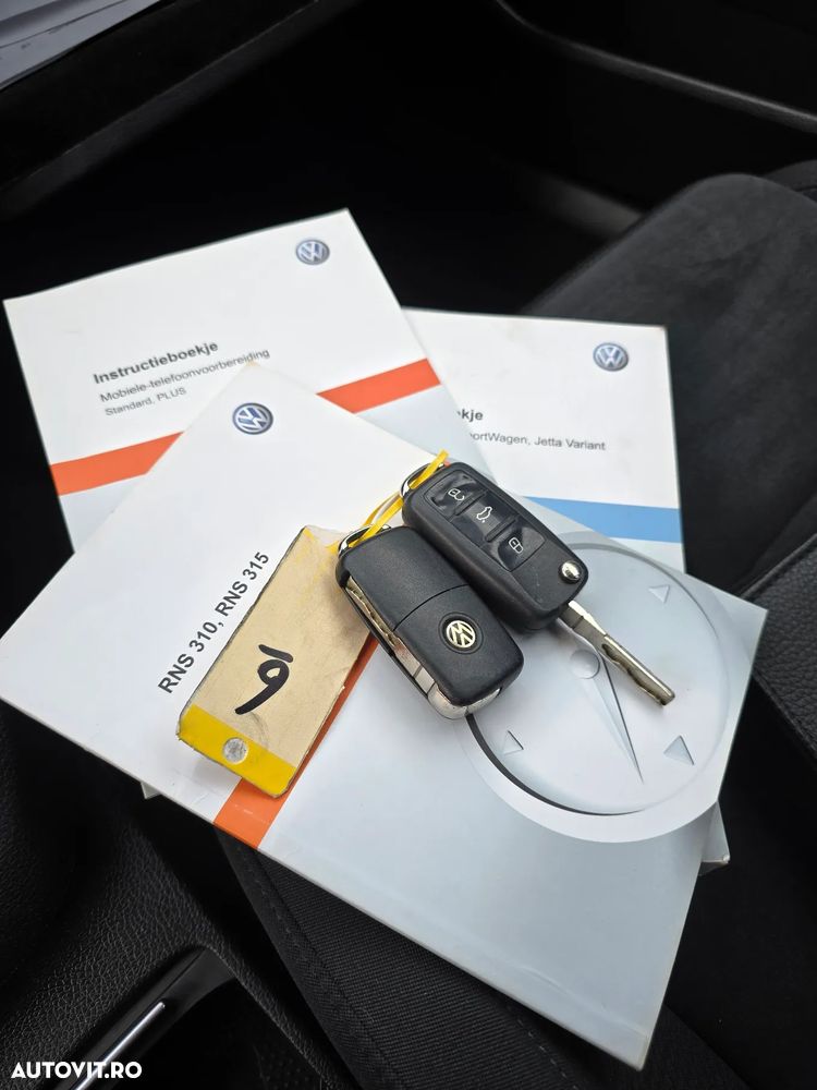 Volkswagen Golf 1.2 TSI BlueMotion Technology Comfortline - 24