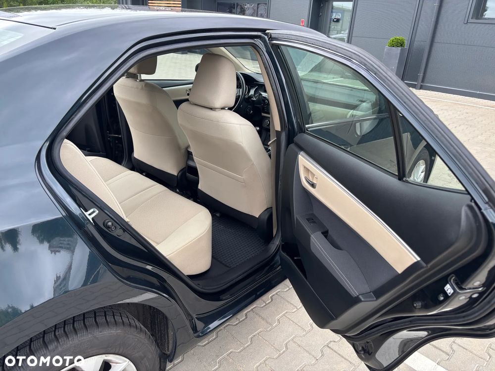 Toyota Corolla 1.6 Premium - 11