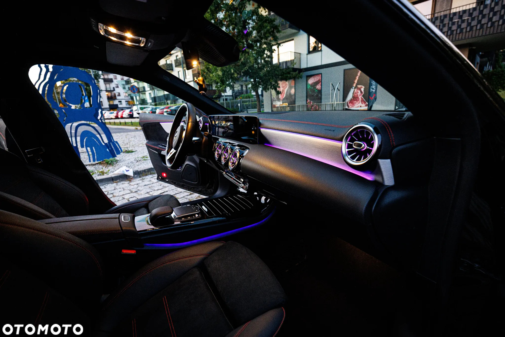 Mercedes-Benz CLA 220 4-Matic 7G-DCT - 16