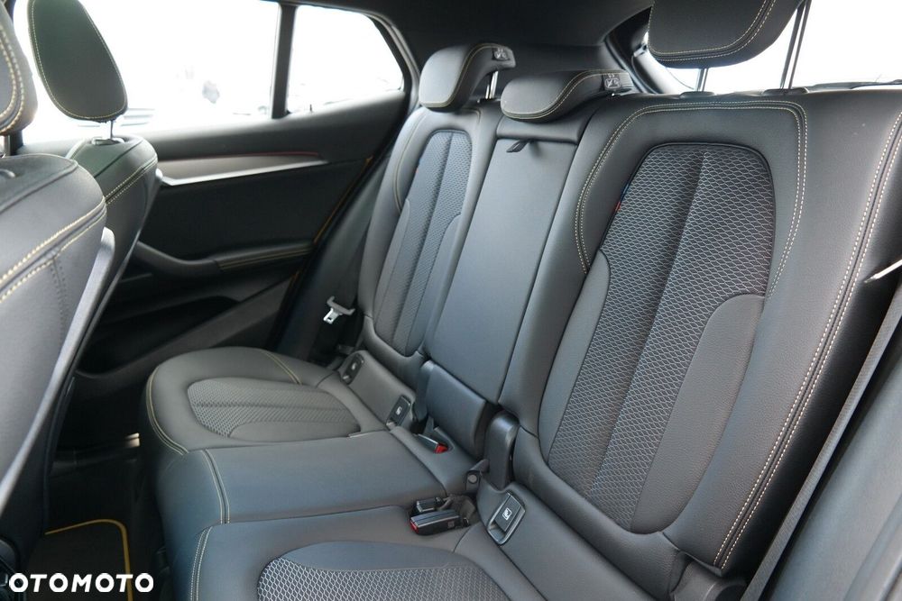 BMW X2 - 13