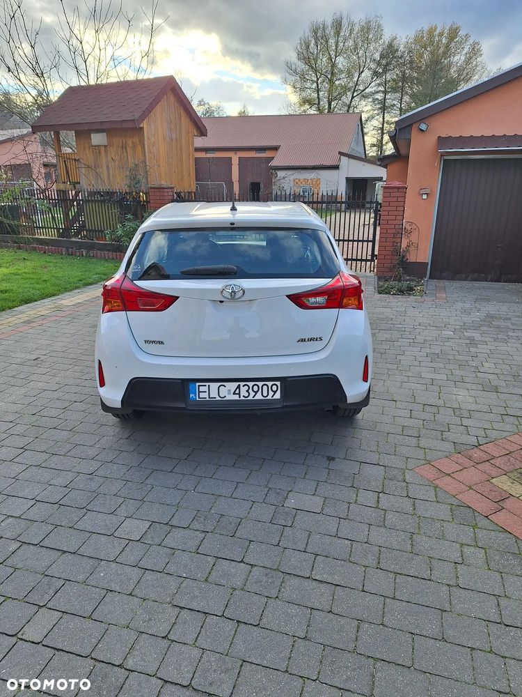 Toyota Auris 1.4 D-4D Active - 3
