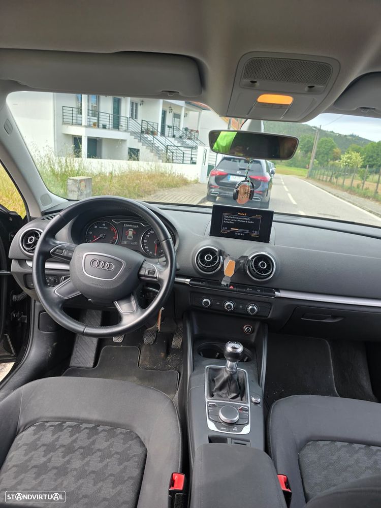 Audi A3 Sportback 2.0 TDI Attraction - 9