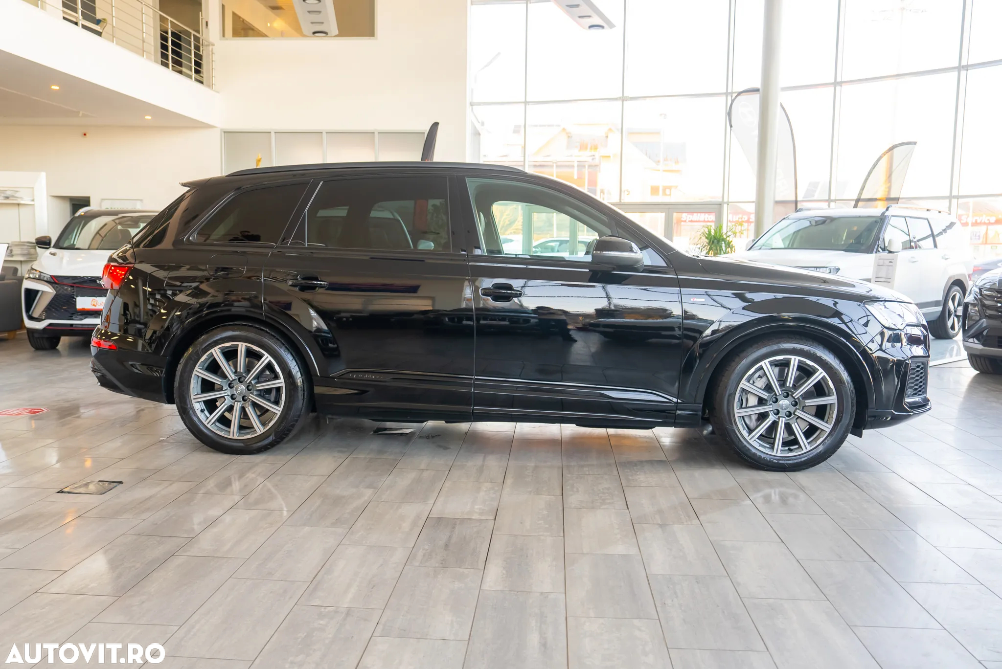 Audi Q7 55 TFSI e quattro Tiptronic PHEV S Line - 11