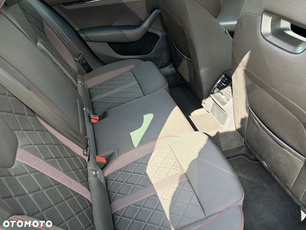 Skoda Octavia 2.0 TDI RS DSG - 38