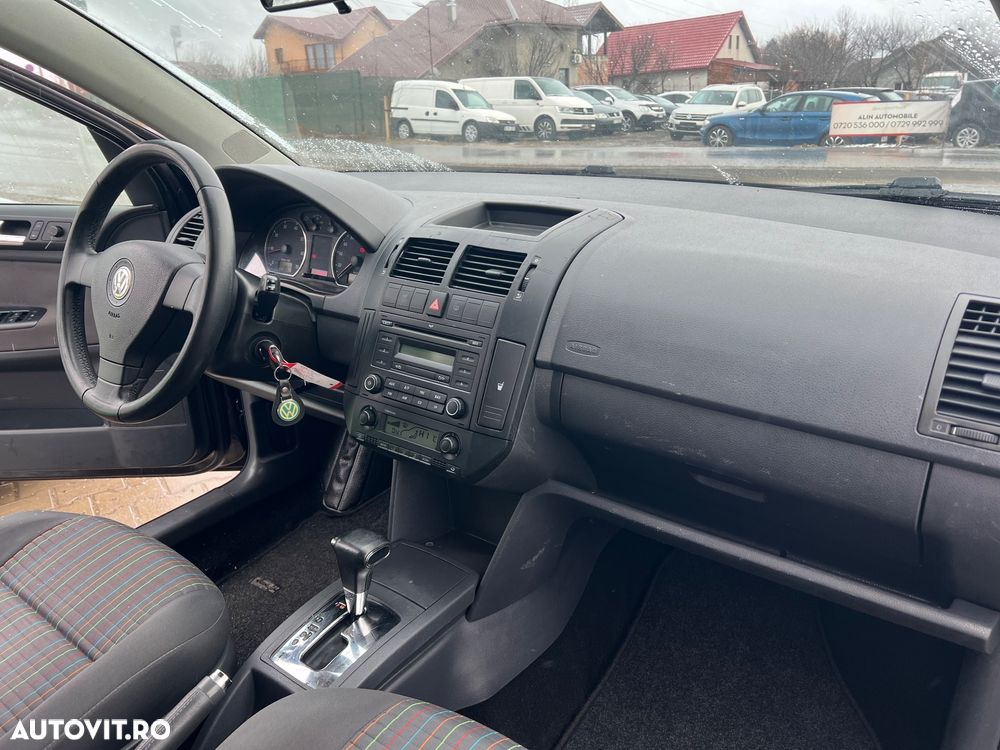 Volkswagen Polo 1.6 Trendline Tript. - 5