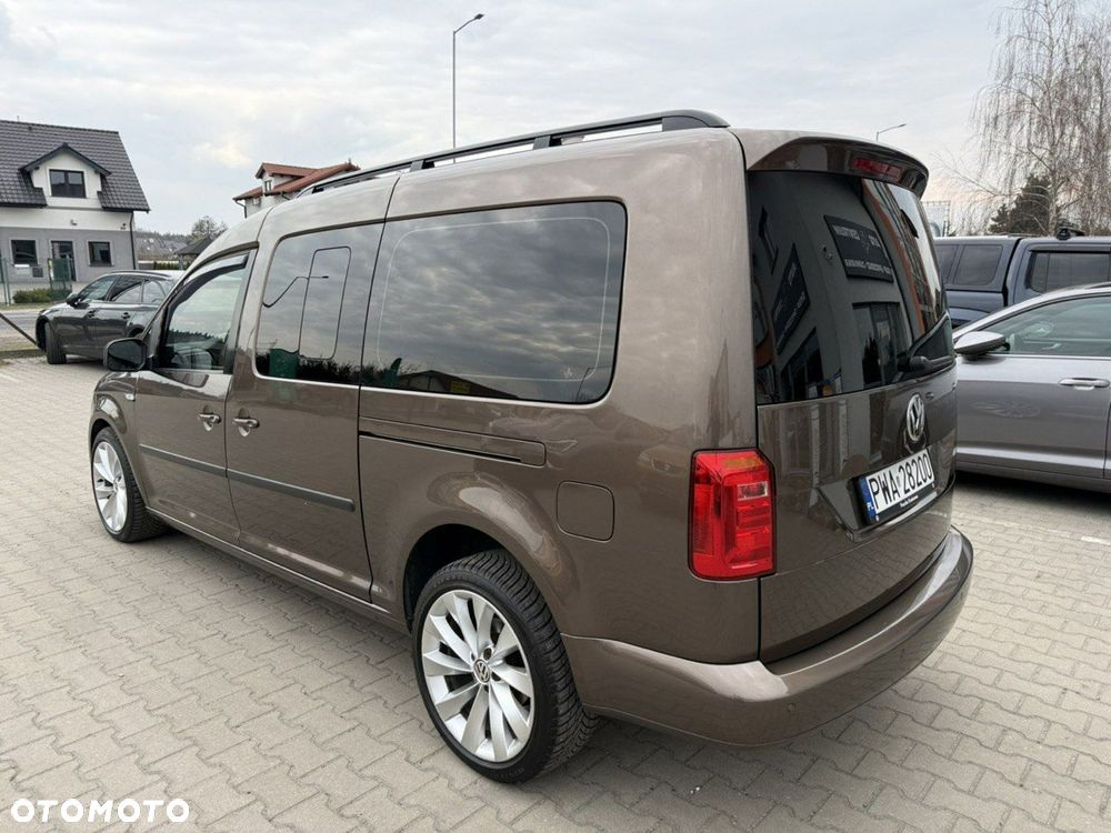Volkswagen Caddy Highline DSG - 9