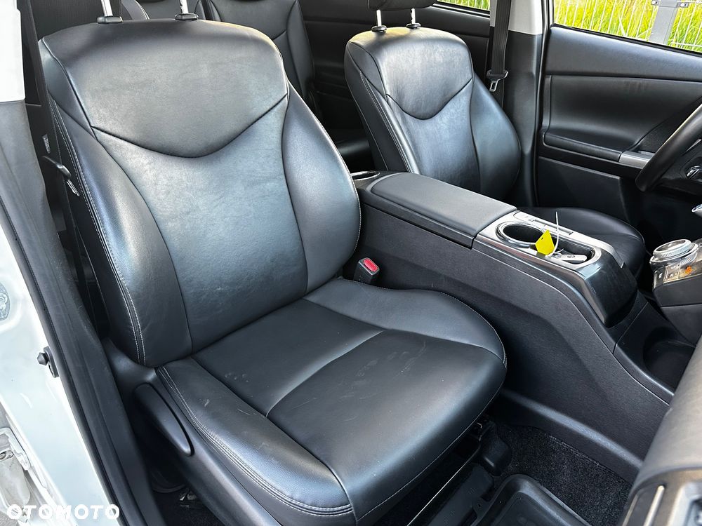 Toyota Prius+ (Hybrid) Executive - 38