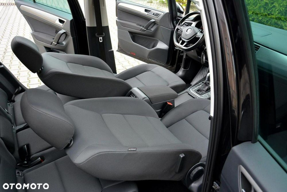 Volkswagen Golf Sportsvan 1.6 TDI BlueMotion Technology Comfortline - 22