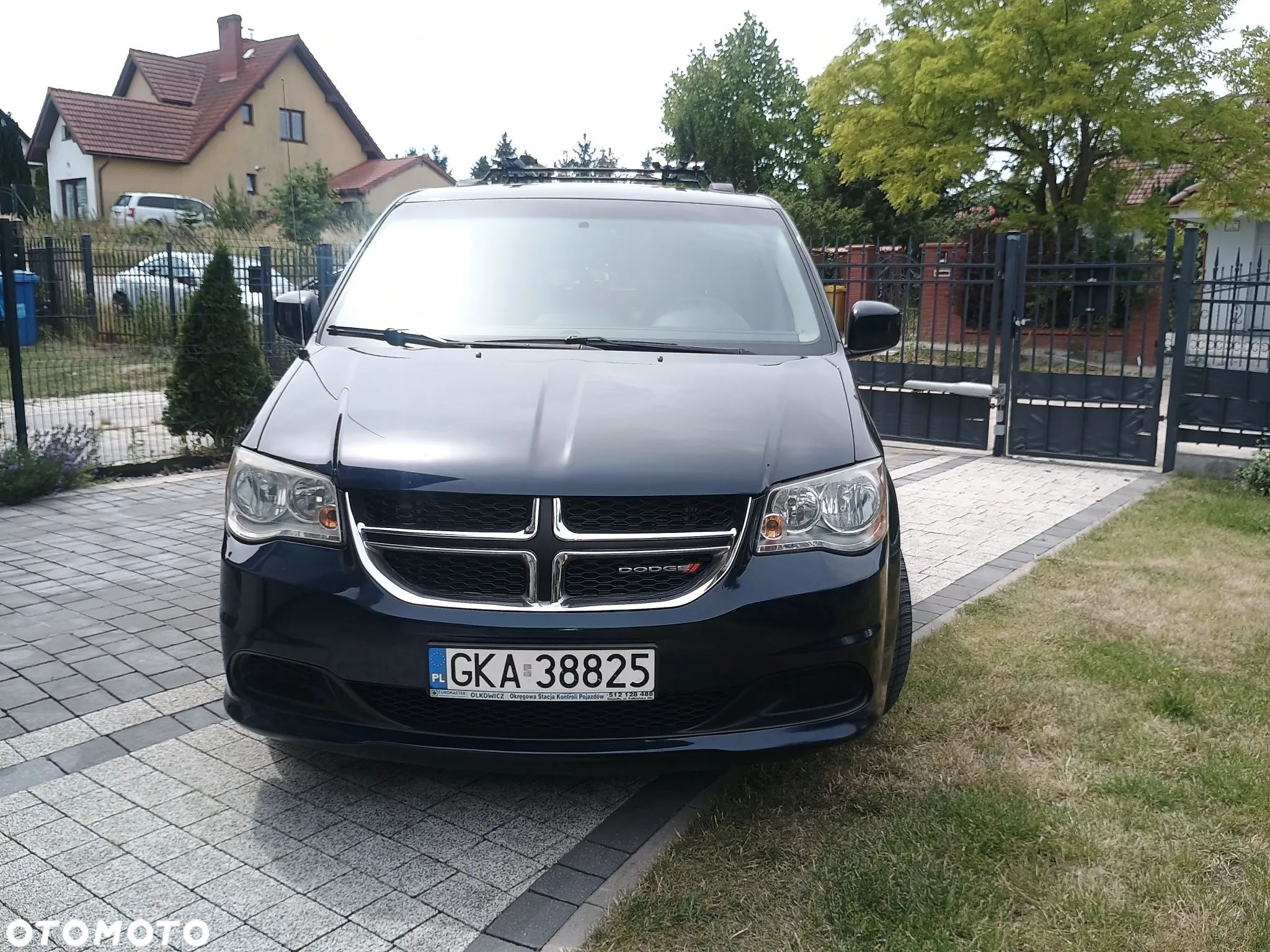 Dodge Grand Caravan - 4