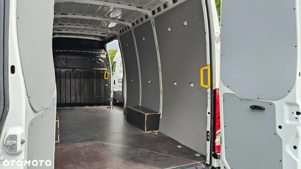 Iveco Daily - 23